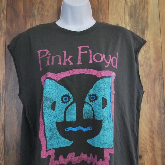 NWT Pink Floyd Concert Black Oyster Sleeveless Muscle Tee - Picture 2 of 6